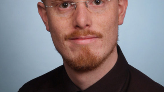 Dr. Thomas Schneider